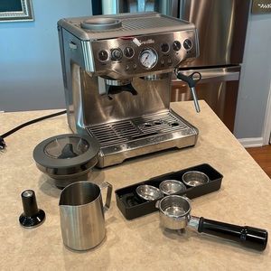 Breville accessory water and filter holder